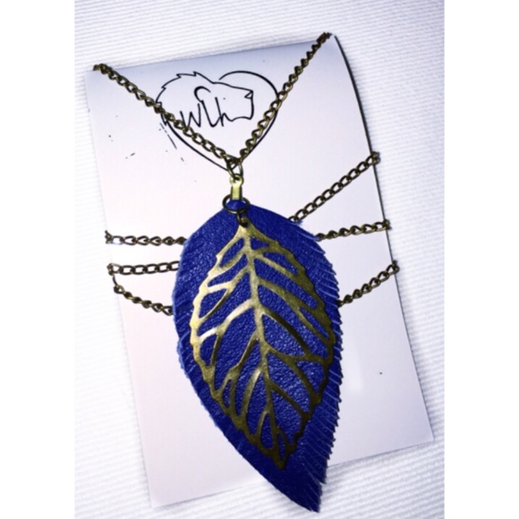 4/$100!🌱 Handmade Local Artist Long Authentic Leather Feather Necklace Pendant - Picture 2 of 3